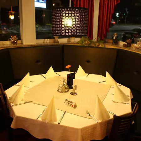 Restaurant Balkan Hotel 2*