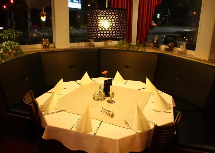 Restaurant Balkan Hotel 2*