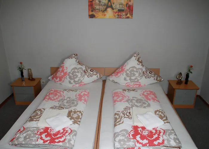 Restaurant Balkan Hotel 2*